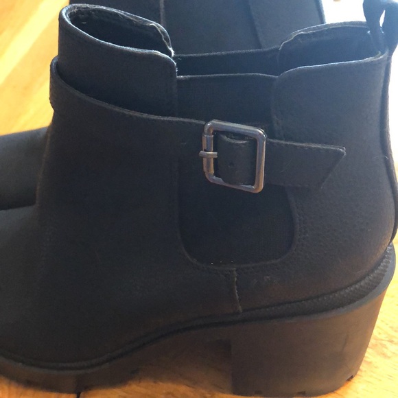 Boots with chunky heel size 9m women’s black MIX no 6 brand - Picture 2 of 9